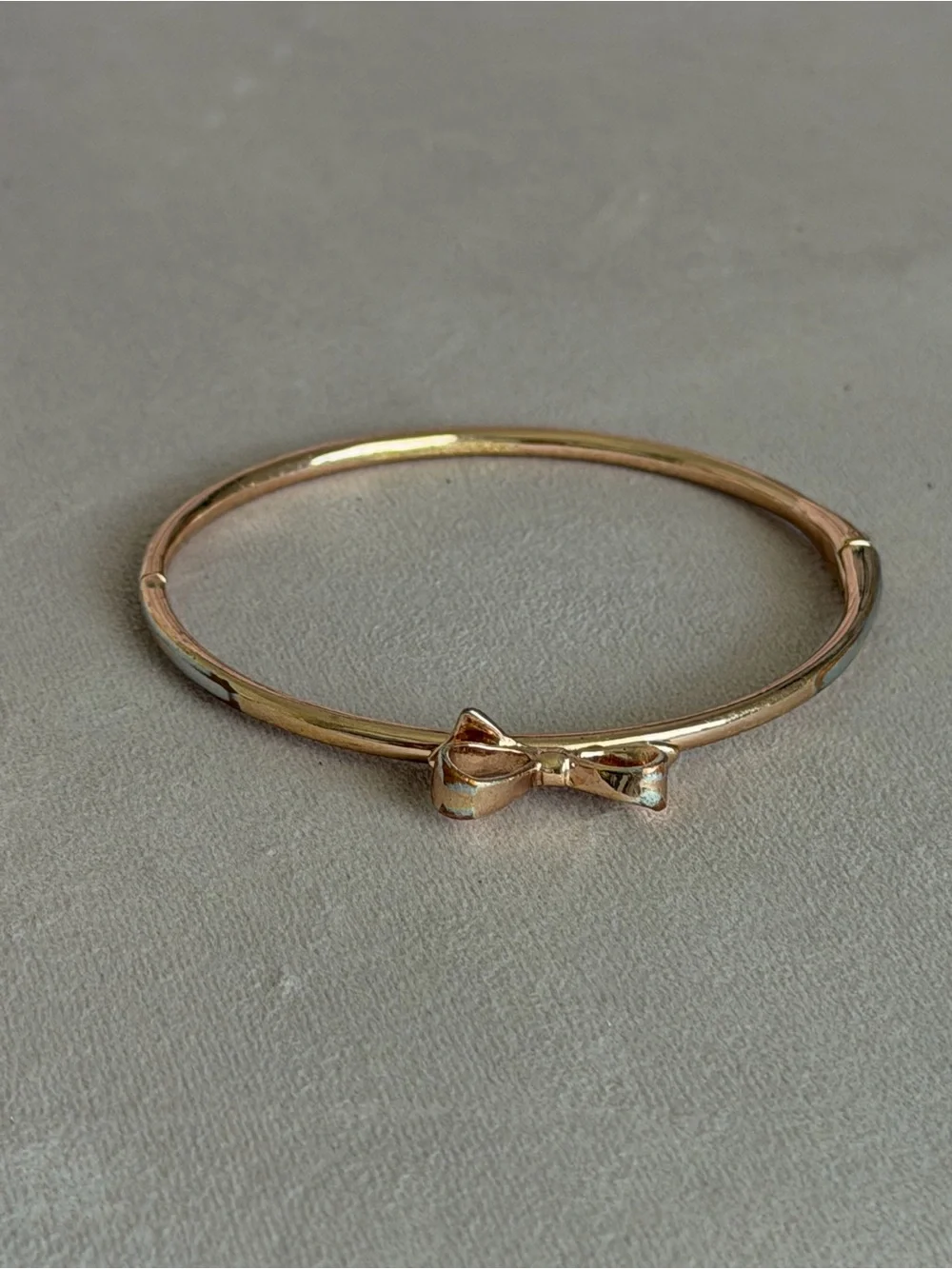 Kate Spade Bow Accent Rose Gold Bangle Bracelet 🎀